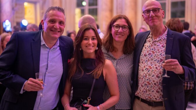 L'équipe de Blue Soft Belgium, lors de la soirée de fin d'année 2024 de Blue Soft