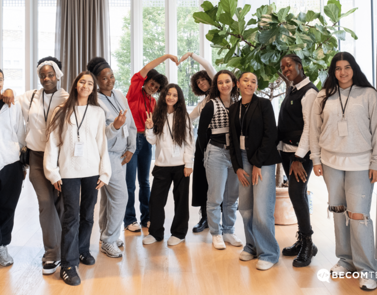 Collectif solidaire de femme qui font partie de l'Association BECOMTECH soutenu par Blue Soft dans le cadre du Projet Indigo